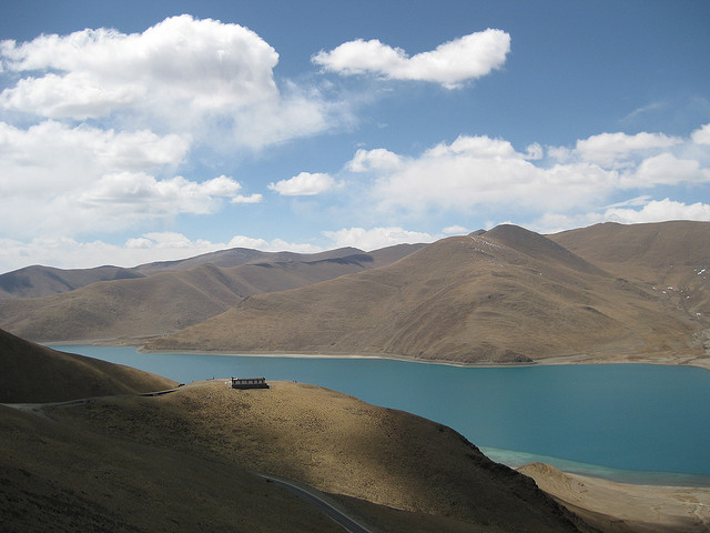 house in tibet